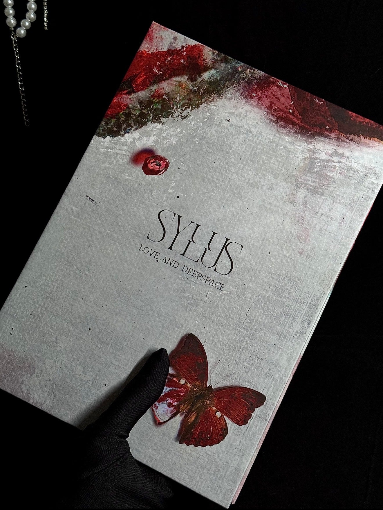 *Preorder* Sylus Foldout Collection “Where Drakeshadows Fall”