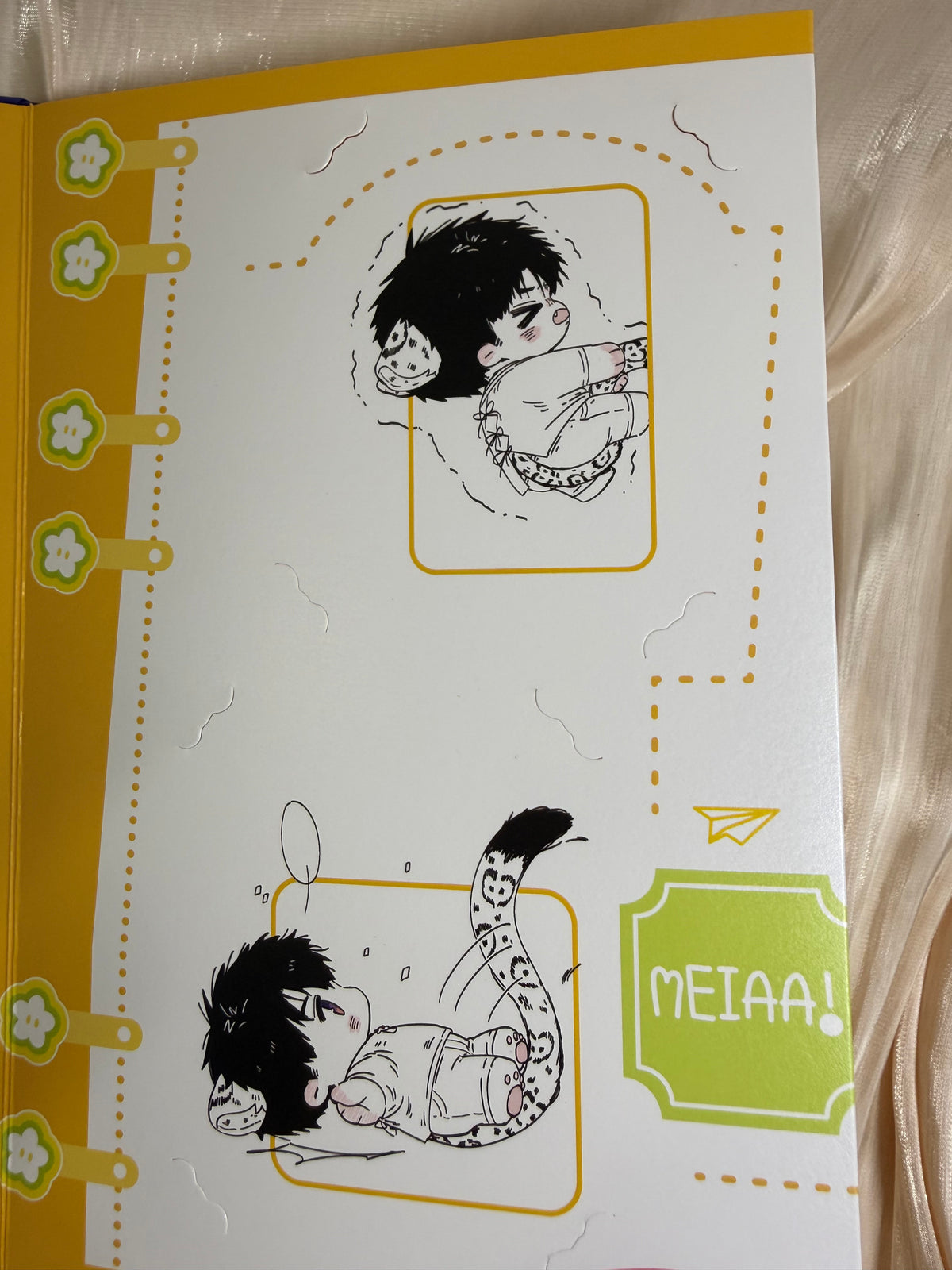 *In Stock* Caleb Accordion Book "Catch Me!" with Card Set