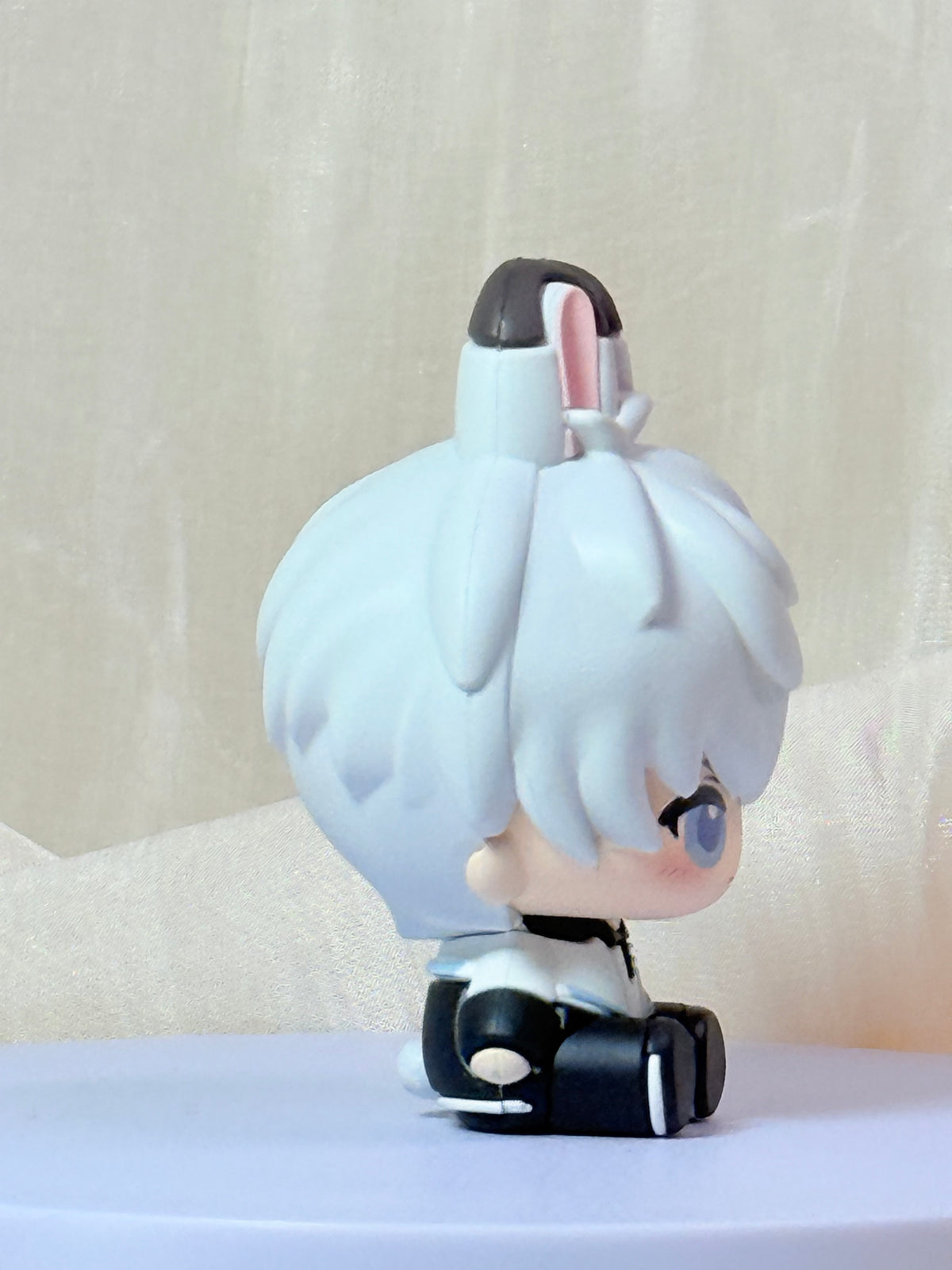Xavier Bunny Figure “Star Bunny”